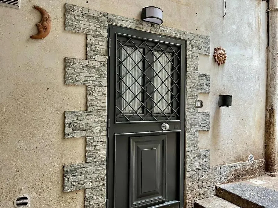 Titi Apartment Chiaia Naples